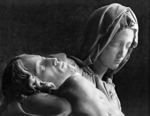 La Pietà di Michelangelo, la massima espressione della Fede dell'Artista... Nelle proprie capacità di dar forma a una Verità "possibile".