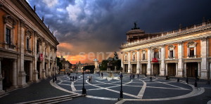 Roma. Nubi nere sopra al Campidoglio, come in un'amara allegoria delle malefatte che, unendo Politica, Criminalità Organizzata e Imprenditoria, hanno offuscato l'immagine della Capitale d'Italia e prosciugato le sue ingenti risorse finanziarie.